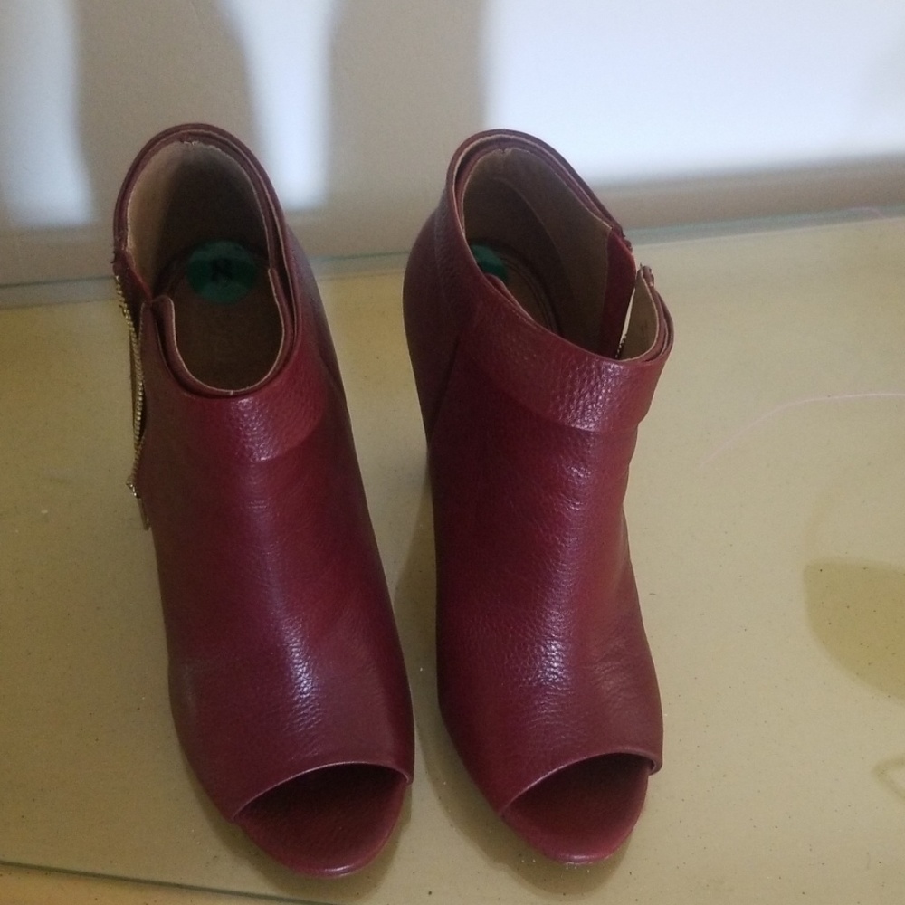 Splendid booties size 8